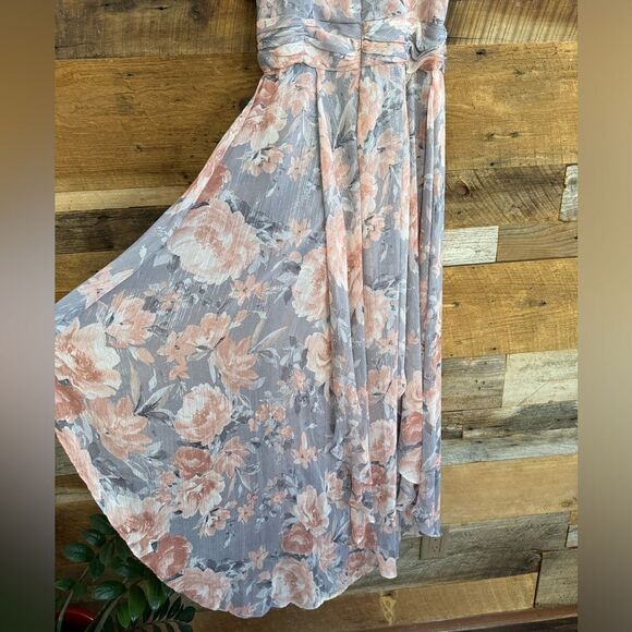 R & M RICHARDS
Women's Halter-Neck Floral-Print Long A-Line Dress NWT SZ 8 - Picture 6 of 16